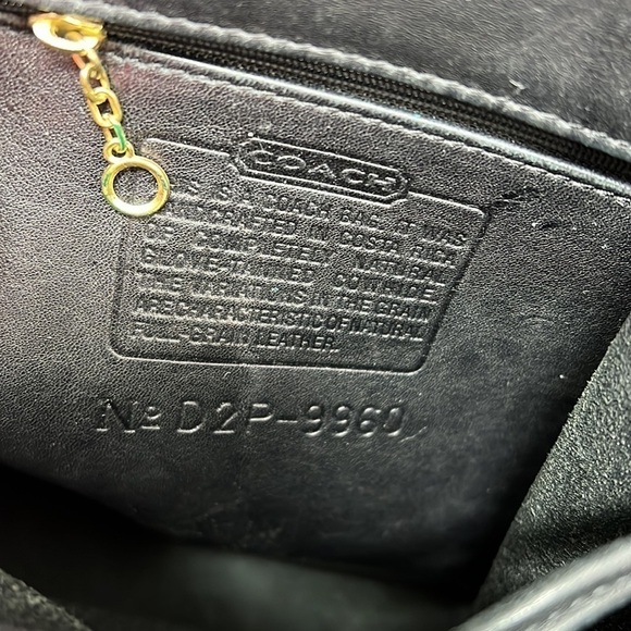 Coach Vintage Legacy 9960 Black Leather Brass Hardware Top Handle Flap Backpack - Picture 12 of 12